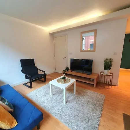 Perfect For Corporate & Business Travellers - Leeds City Centre - 3 Beds Apt - Monthly Offers ليدز