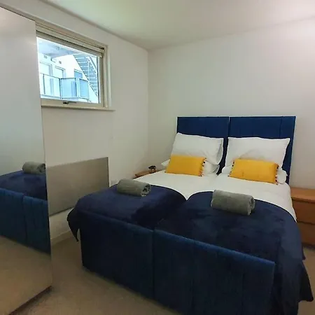 Apartment Perfect For Corporate & Business Travellers - Leeds City Centre - 3 Beds Apt - Monthly Offers Leeds (West Yorkshire)